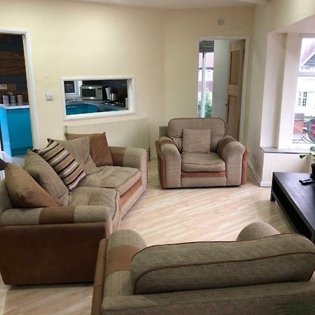 Treetops Flat2 Hall Green B28 Birmingham Ngoại thất bức ảnh